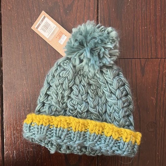 NWT Merrell Pom Pom Hat Cyan and Yellow - Picture 2 of 6